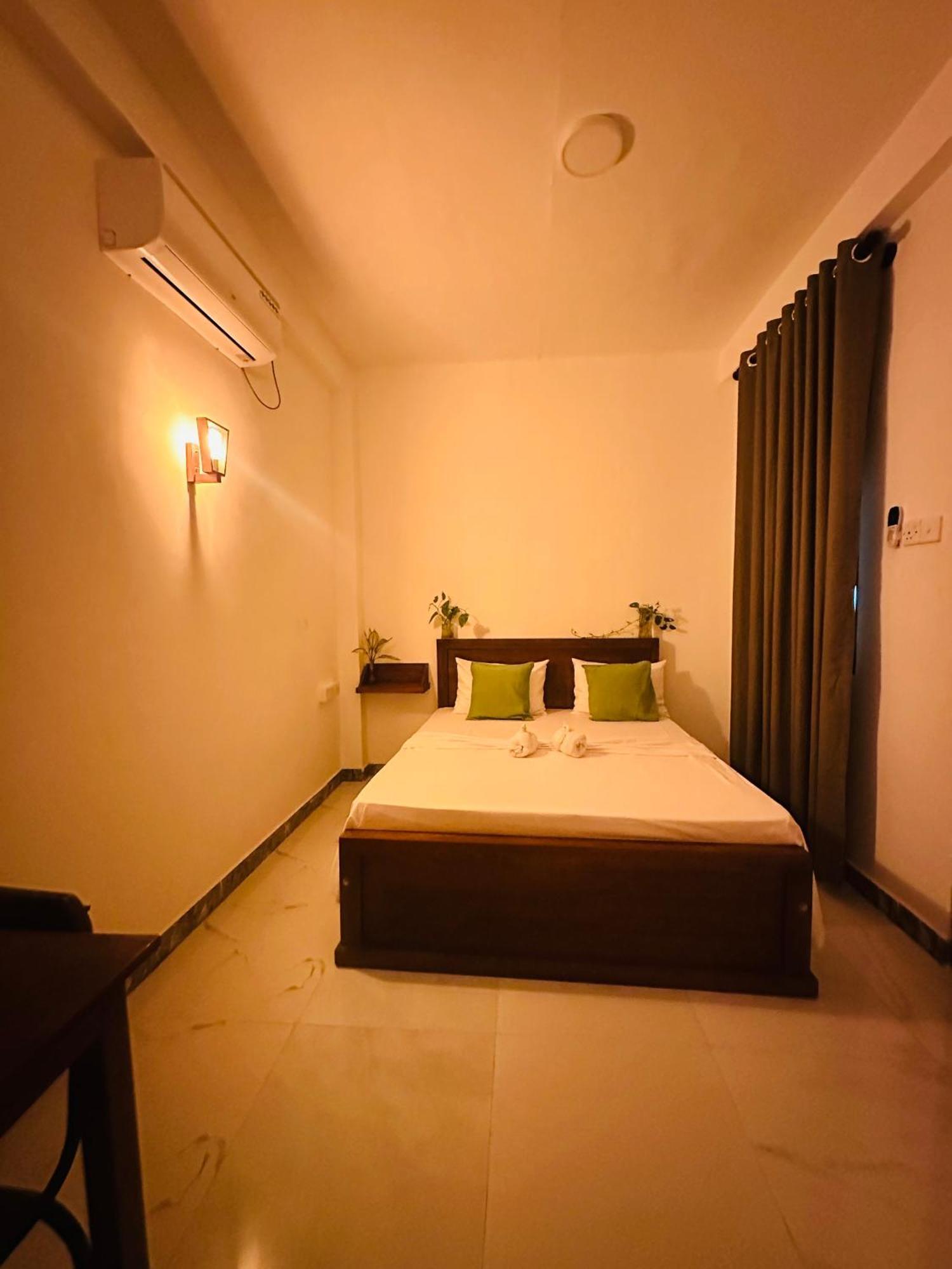 Jaya Villa - Near Airport 니곰보 외부 사진