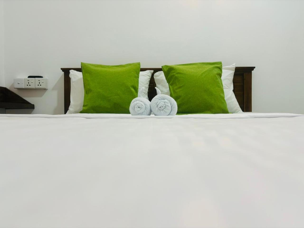Jaya Villa - Near Airport 니곰보 외부 사진